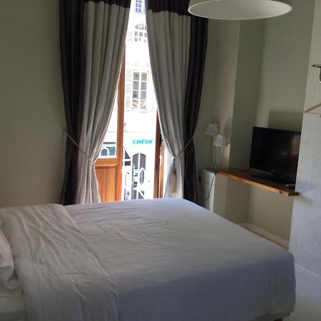 ニース ルーム ウィズ ア ビュー Bed & Breakfast エクステリア 写真